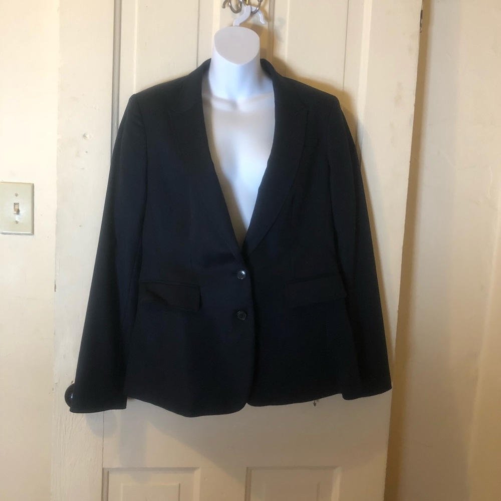 Women’s 12 Banana Republic Navy Blazer